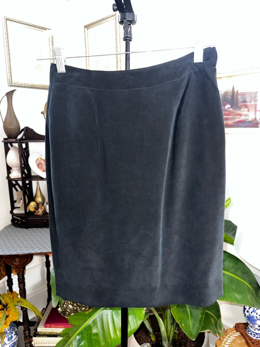 Jones New York 100% silk vintage black pencil skirt